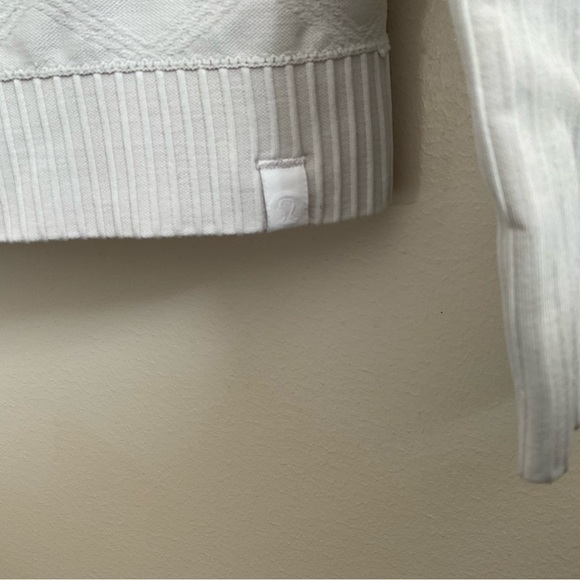 Lululemon Rest Less Pullover Heathered Silver Spoon - Picture 4 of 6